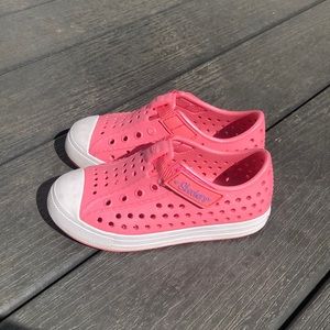 Girls Sketchers Slip Ons